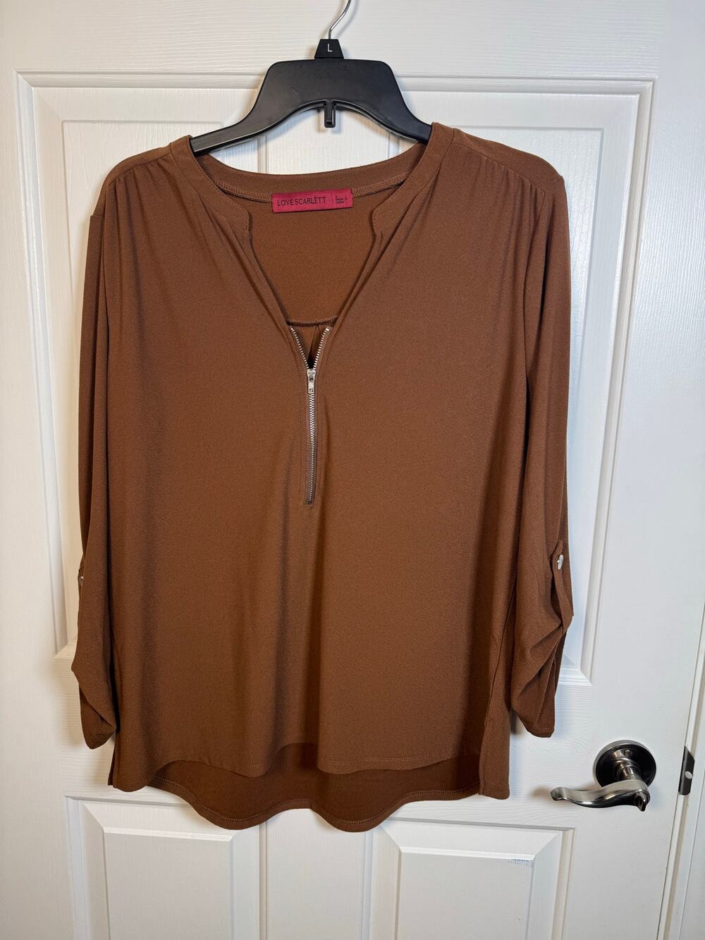 Love Scarlett New Roll Tab 3/4 Sleeves Zip Pullover Blouse Cappuchino Brown L